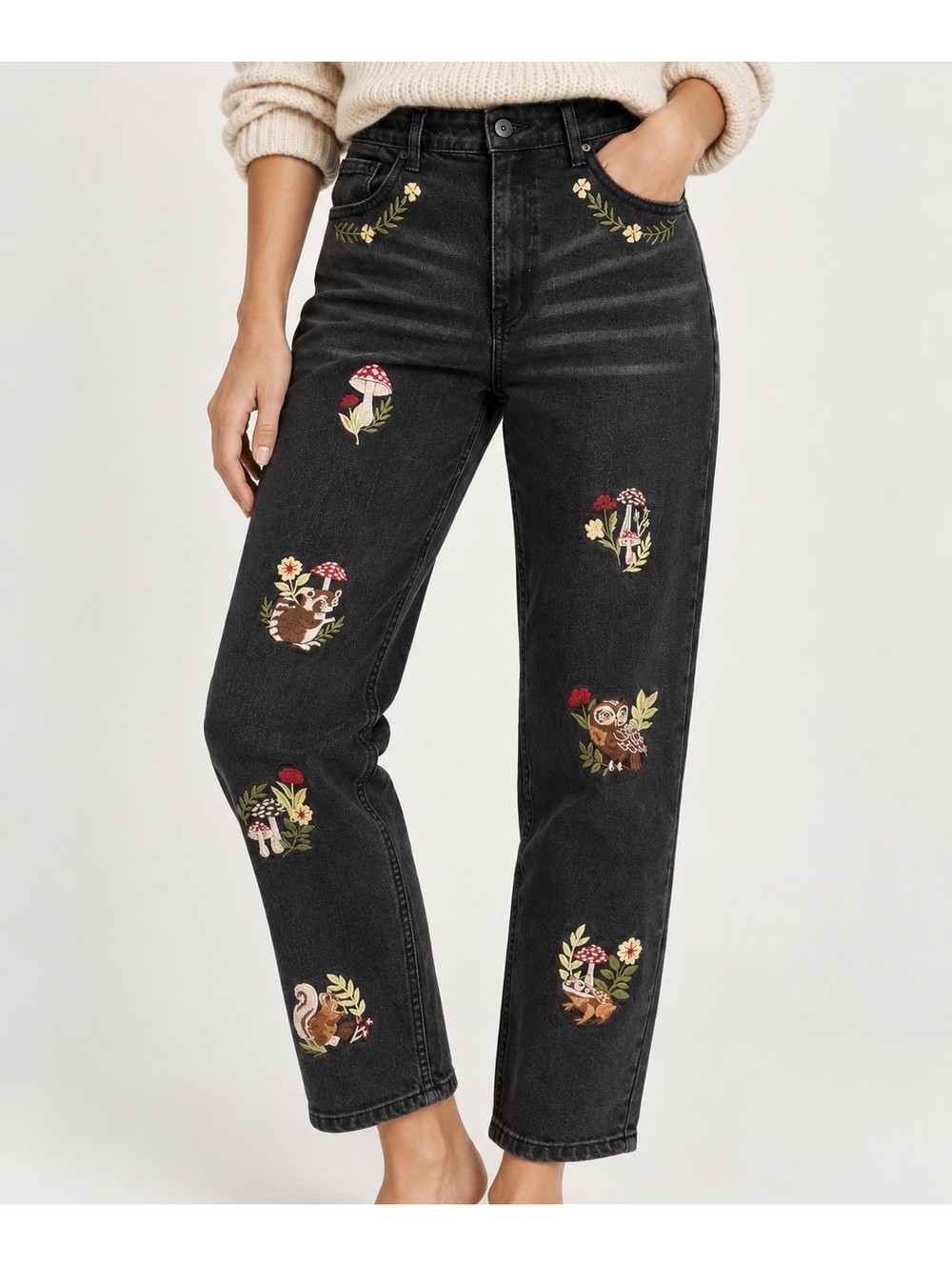 Hot Topic Womens Mushroom & Forest Creature Embroidered Mom Jeans Size 15